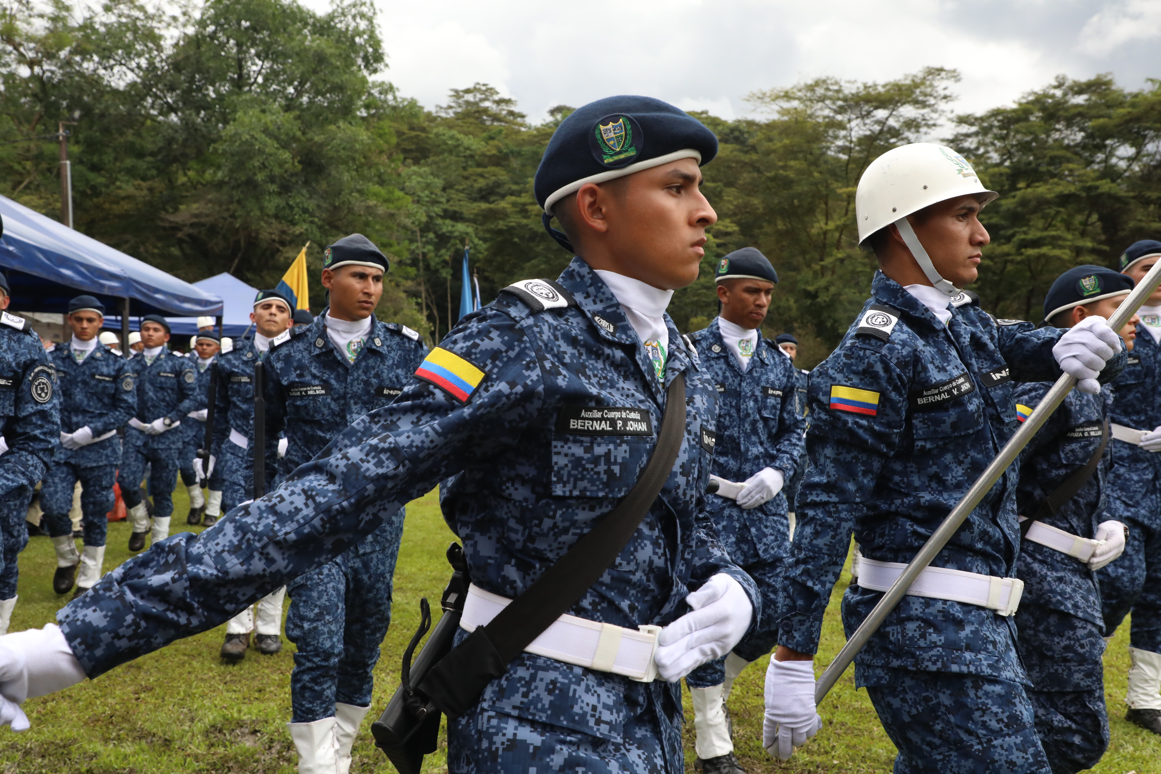 Imagen de marcha de militares
