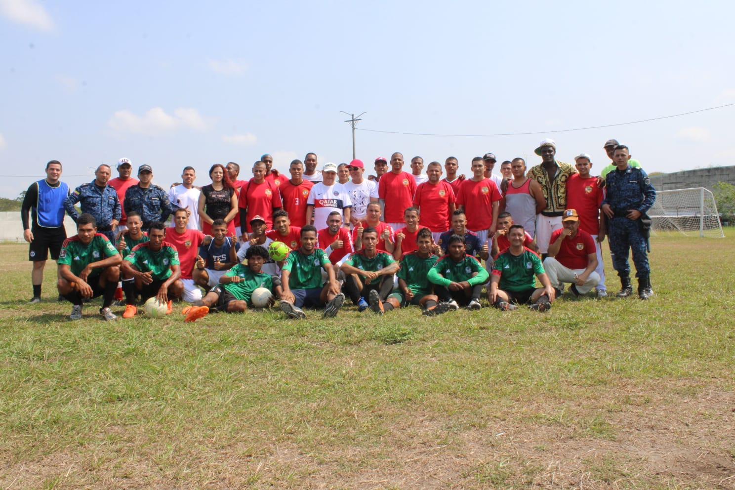 Partido de fútbol en la Dorada Caldas 