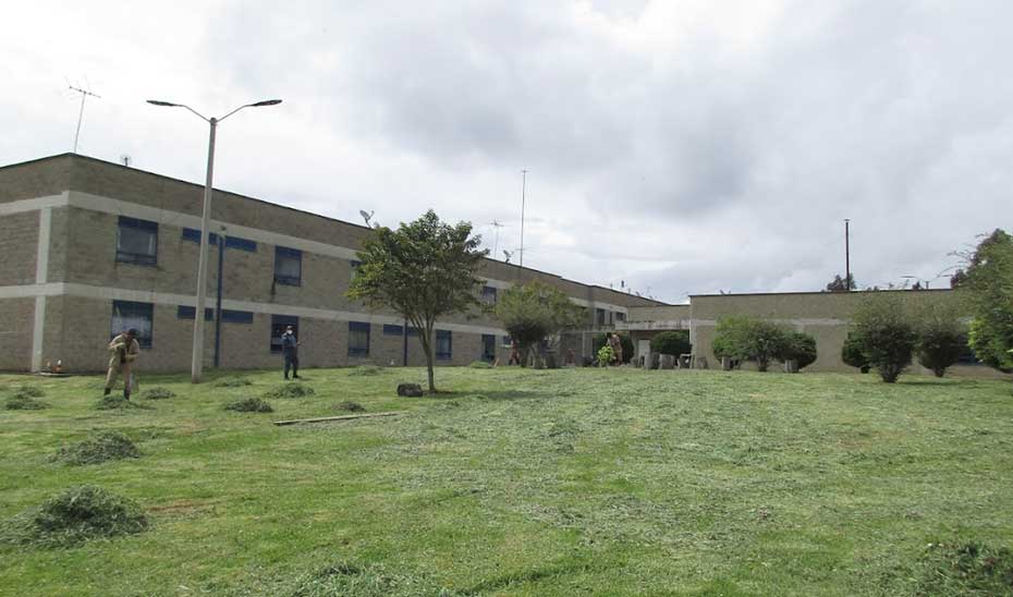 Privados de la libertad del ERON El Barne lideran jornada de embellecimiento ambiental en áreas comunes